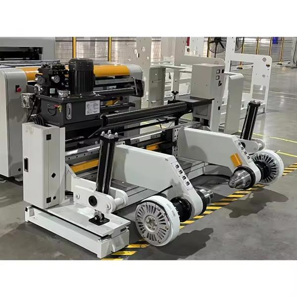 Self-adhesive film roll to sheet slitting machine